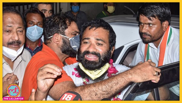 जब बेल के बाद जेल से बाहर आए थे डॉ. कफील खान. (फोटो-PTI) Dr Kafeel Khan