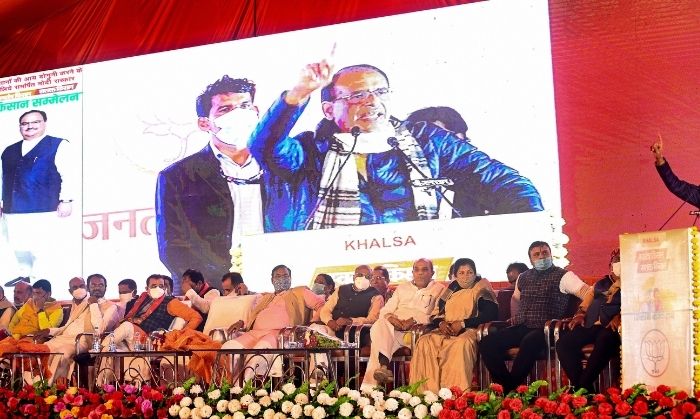 शिवराज सिंह चौहान. मध्य प्रदेश के वर्तमान मुख्यमंत्री. (तस्वीर: PTI) शिवराज सिंह चौहान. मध्य प्रदेश के वर्तमान मुख्यमंत्री. (तस्वीर: PTI)