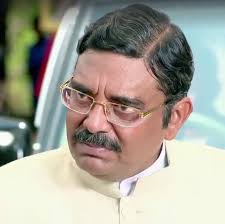 असल में तो विनीत राजनीती से दूर रहे हैं लेकिन कई फिल्मों और सीरियलों में नेता की भूमिका ज़रूर निभाई है. असल में तो विनीत राजनीती से दूर रहे हैं लेकिन कई फिल्मों और सीरियलों में नेता की भूमिका ज़रूर निभाई है.