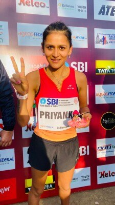 रेस वॉकर प्रियंका गोस्वामी, जिन्होंने योगी सरकार से अन्य राज्यों की तरह एथलीट्स को सुविधाएं मुहैया कराने की मांग की है. रेस वॉकर प्रियंका गोस्वामी, जिन्होंने योगी सरकार से अन्य राज्यों की तरह एथलीट्स को सुविधाएं मुहैया कराने की मांग की है.