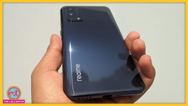 Realme X7 Pro कैसा परफॉर्म करता है, पहली नजर में परखने पर हमें क्या मिला. आइए बताते हैं. (फ़ोटो: Mohammad Faisal/ The Lallantop) X7 Pro 2