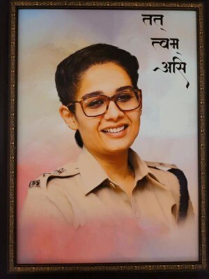 मोक्षदा पाटिल जेंडर इक्वैलिटी यानी लैंगिक समानता और जेंडर सैंसेटाइजेशन यानी लिंग संवेदनशीलता के मुद्दों पर उन्हें जागरुक करती हैं. मोक्षदा पाटिल जेंडर इक्वैलिटी यानी लैंगिक समानता और जेंडर सैंसेटाइजेशन यानी लिंग संवेदनशीलता के मुद्दों पर उन्हें जागरुक करती हैं.