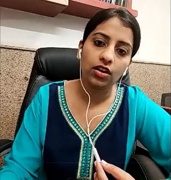 एडवोकेट देविका. एडवोकेट देविका.