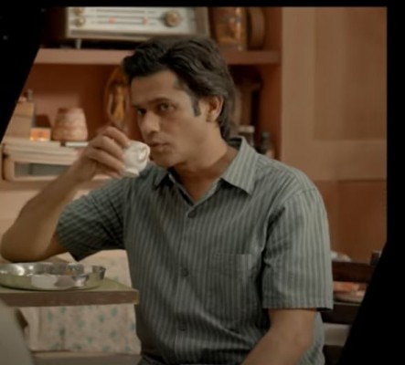 सोहम शाह इस फ़िल्म में अभिषेक के किरदार के भाई के रोल में हैं. सोहम शाह इस फ़िल्म में अभिषेक के किरदार के भाई के रोल में हैं.