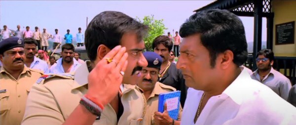 उचित डायलॉग यहां इंसर्ट कर लीजिए. Singham