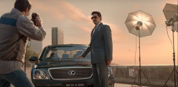 पिछली बार क्या बोला था? औकात. Abhishek Leaning On Lexus