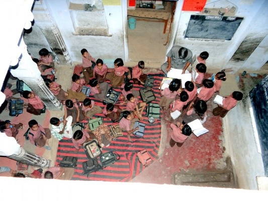 NCPCR की विज़िट में कई बच्चों ने क्लासमेट्स द्वारा बुली किए जाने की शिकायत की थी. सांकेतिक फोटो- Pixabay Children 702212 960 720