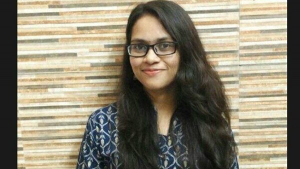 डॉक्टर प्रेरणा डेहरिया, जनरल सर्जरी रेसिडेंट, NSCB मेडिकल कॉलेज जबलपुर Doctors In Covid Duty (1)