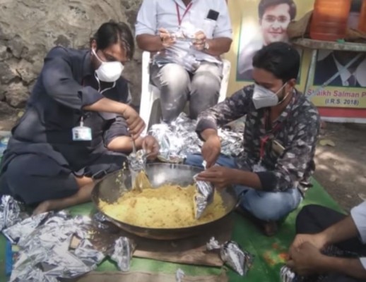 लोगों की मदद कैसे की जाए, इस सवाल पर नहीं रुके. इसका जवाब खुद ही ढूंढा. Global Food Foundation