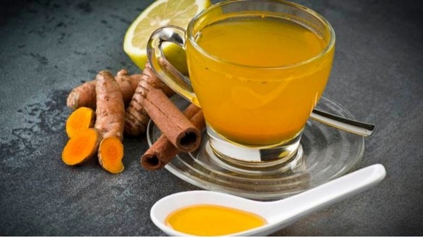 हल्दी है बेहद फायदेमंद Immunity Booster Kadha