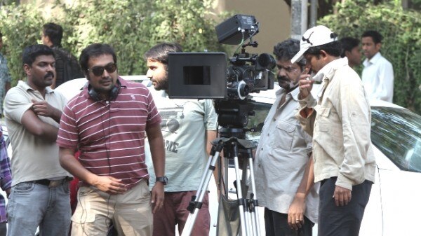 CBFC से अपने विवाद सुलझाने के लिए फिल्ममेकर्स को कोर्ट जाना होगा. Indian Filmmakers