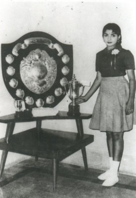 शुरू से पढ़ाई में अच्छी रही हैं जया. Jaya Childhood 1