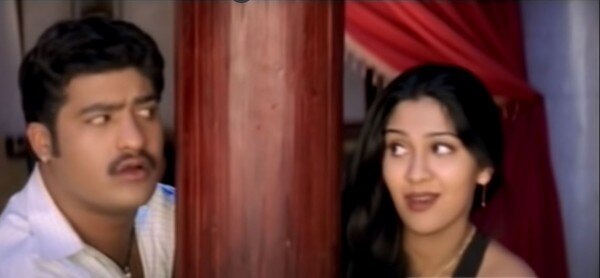 फिल्म ने थिएटर्स में अपने 100 दिन पूरे किए. 3