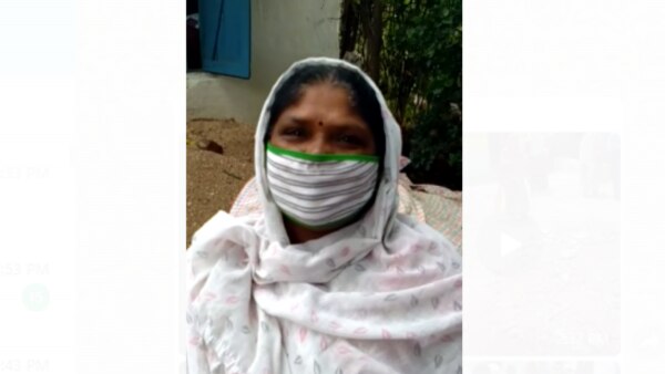 आंगनबाड़ी कार्यकर्ता हीरा. (फोटो- स्पेशल अरैंजमेंट) Anganwadi (3)