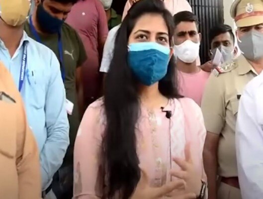 फतेहपुर, राजस्थान की एसडीएम प्रतिभा सिंह. फोटो - आज तक Fatehpur Sdm Pratibha Singh