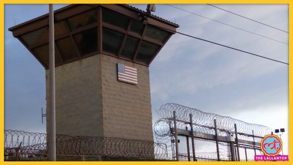 ग्वांतनामो बे दुनिया की सबसे बदनाम जेलों में शुमार है. (तस्वीर: एपी) Guantanamo Bay Detention Camp