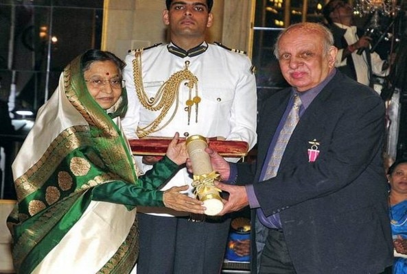2012 में हुए थे पद्मश्री से सम्मानित. 2012 में हुए थे पद्मश्री से सम्मानित.