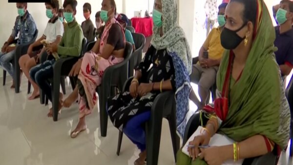 वसई में खुला ट्रांसजेंडर्स का स्कूल. (फोटो- ANI) Transgender School