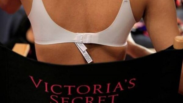 विक्टोरियाज़ सीक्रेट की शुरुआत 1977 में हुई थी. Victoria Secret (3)