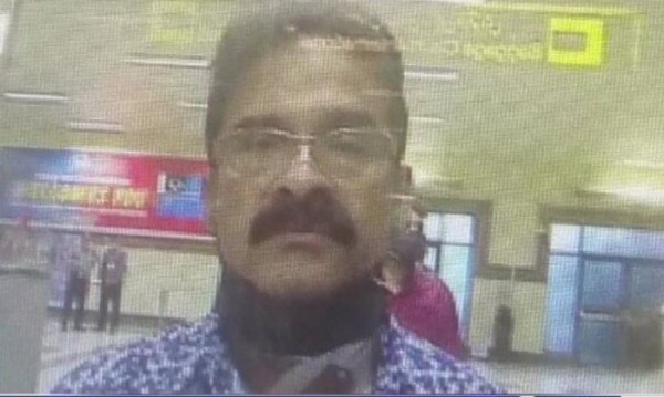 पीटर पॉल डेविड. पीटर को लाहौर से कराची जा रही उड़ान से गिरफ़्तार किया गया. पीटर पॉल