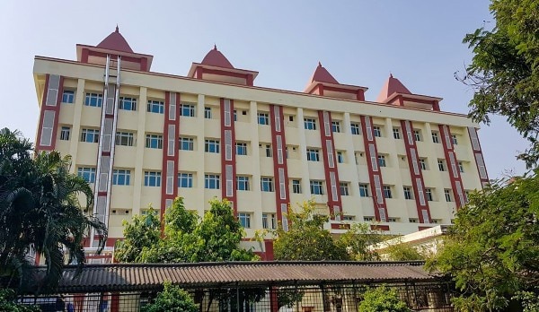 BHU में 100 बेड वाला मातृ एवं शिशु स्वास्थ्य विंग तैयार किया गया है. (तस्वीर- पीटीआई) Mch In Bhu
