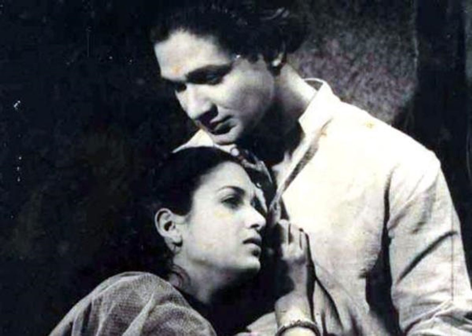'नीचा नगर', जो आज भी उतनी ही रेलवेंट है. Neecha Nagar 1