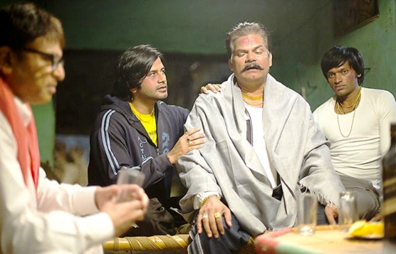 अखिलेन्द्र मिश्रा के बचपन का प्यार था एक्टिंग, जिसे वो भूले नहीं. Akhilendra Mishra 3