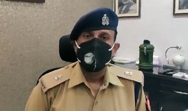 ADCP चिरंजीव नाथ. (तस्वीर- आशीष श्रीवास्तव) Up Police