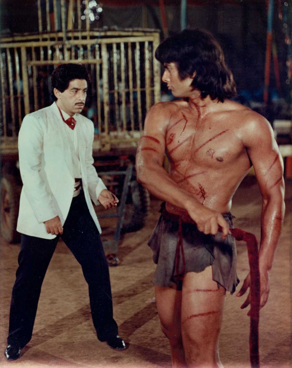 'एडवेंचर्स ऑफ टार्ज़न' के एक शॉट में दलीप ताहिल से लड़ते हेमंत बिरजे. Adventures Of Tarzan