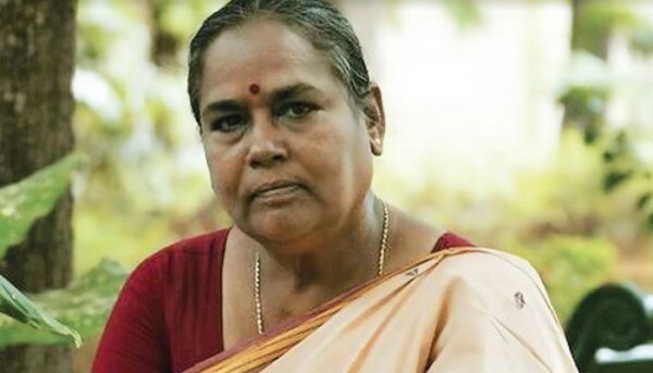 लेखिका बामा. इनकी आत्मकथा के दो हिस्से दिल्ली यूनिवर्सिटी के सिलेबस से हटा दिए गए हैं. Bama