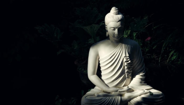 विपश्यना को भगवान बुद्ध ने री-डिस्कवर किया था. (फोटो- India Today) Buddha