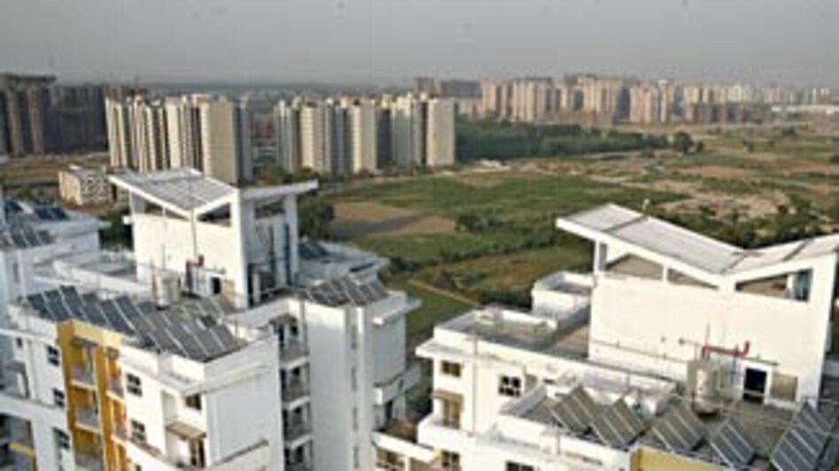 फ़रीदाबाद में बने आवासीय और कमर्शीयल इमारतें Fbd Gwali 1 2 350 022414042052