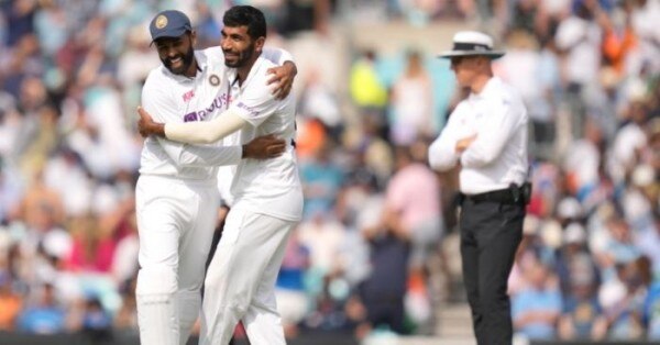 जसप्रीत बुमराह ने ओवल टेस्ट में चार विकेट चटकाए. फोटो: AP Jasprit Bumrah Oval