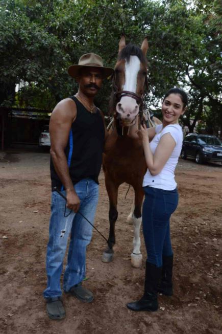 जीतू ने 'बाहुबली' के लिए तमन्ना भाटिया को भी हॉर्स राइडिंग सिखाई थी. Jeetu 3