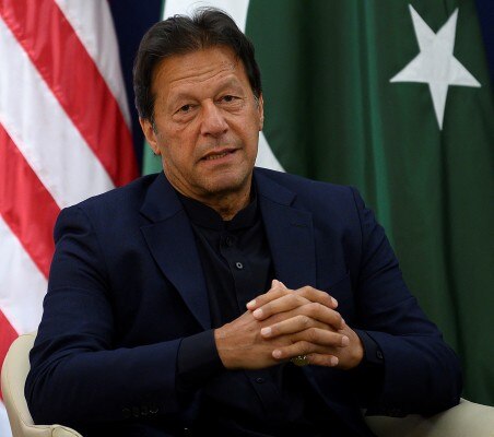 पाकिस्तान के प्रधानमंत्री इमरान खान. Switzerland Us Economy Davos Trump Dimplomacy Wef