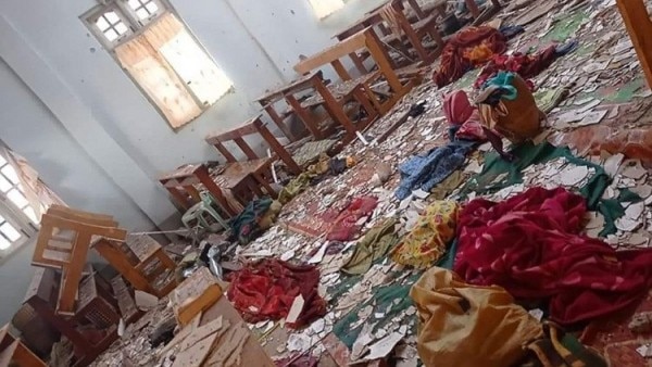एक फ़रवरी के बाद से सेना ने कई चर्चों को तबाह कर दिया. बड़ी संख्या में पादरियों को अरेस्ट किया गया है Myanmar Church Destroyed Afp 2