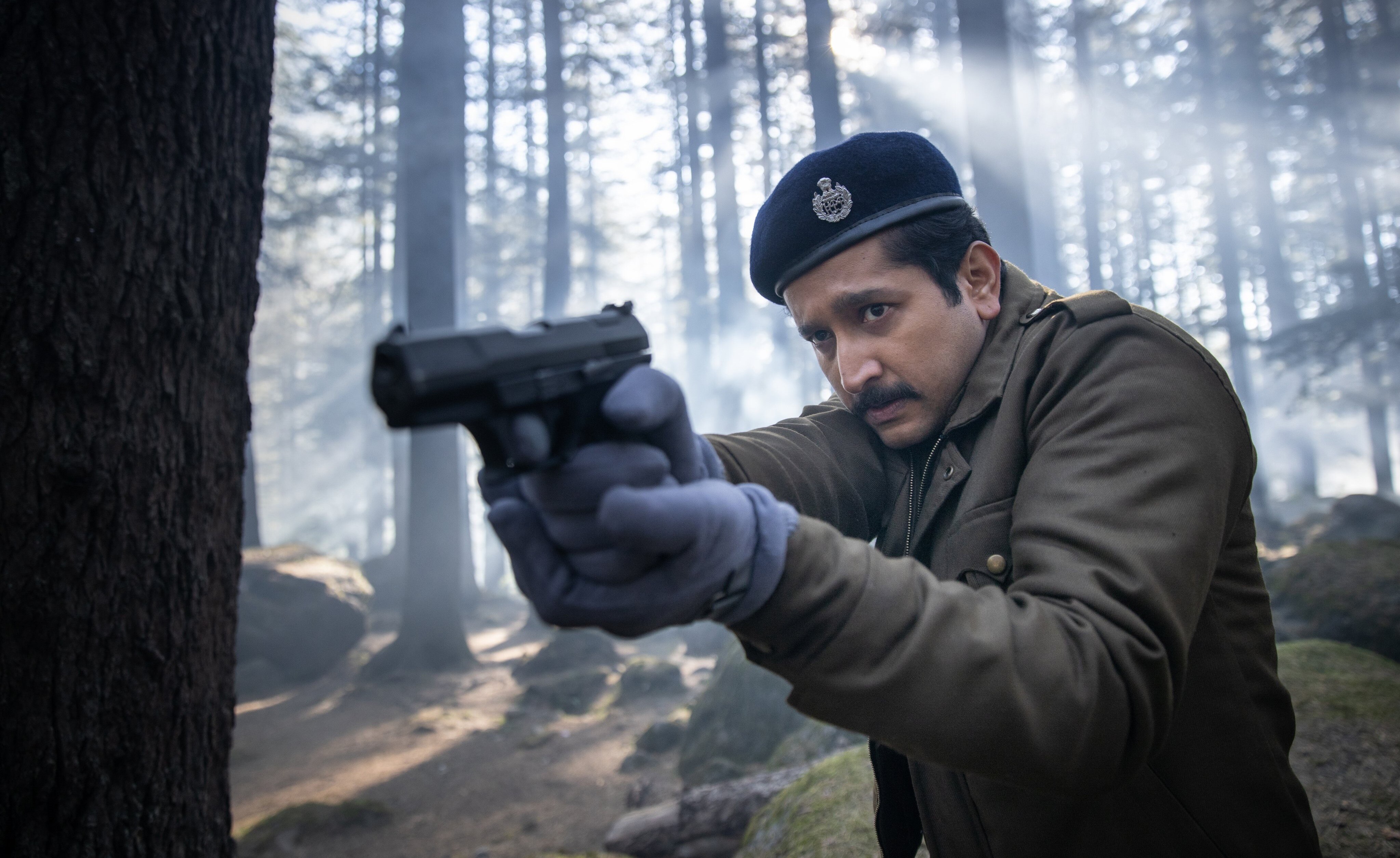 शो की कहानी बिभूति बंदोपाध्याय के उपन्यास पर आधारित है. नया पुलिसवाला चार्ज लेने आ भी चुका