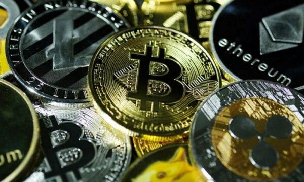 क्रिप्टोकरेंसी (प्रतीकात्मक चित्र- आज तक)