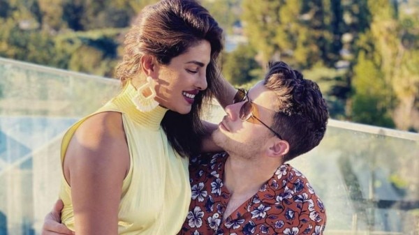 प्रियंका और निक सरोगेसी के ज़रिए पेरेंट्स बनें Priyankaaa Nick Jonas