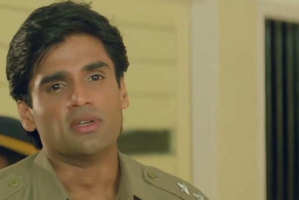 'दिलवाले' में विक्रम सिंह के रोल में सुनील शेट्टी 'दिलवाले' में विक्रम सिंह के रोल में सुनील शेट्टी