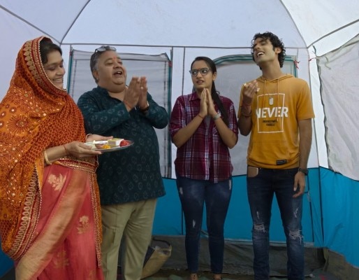 'होम शांति' हॉट स्टार पर रिलीज़ हुई है. 'होम शांति' हॉट स्टार पर रिलीज़ हुई है.