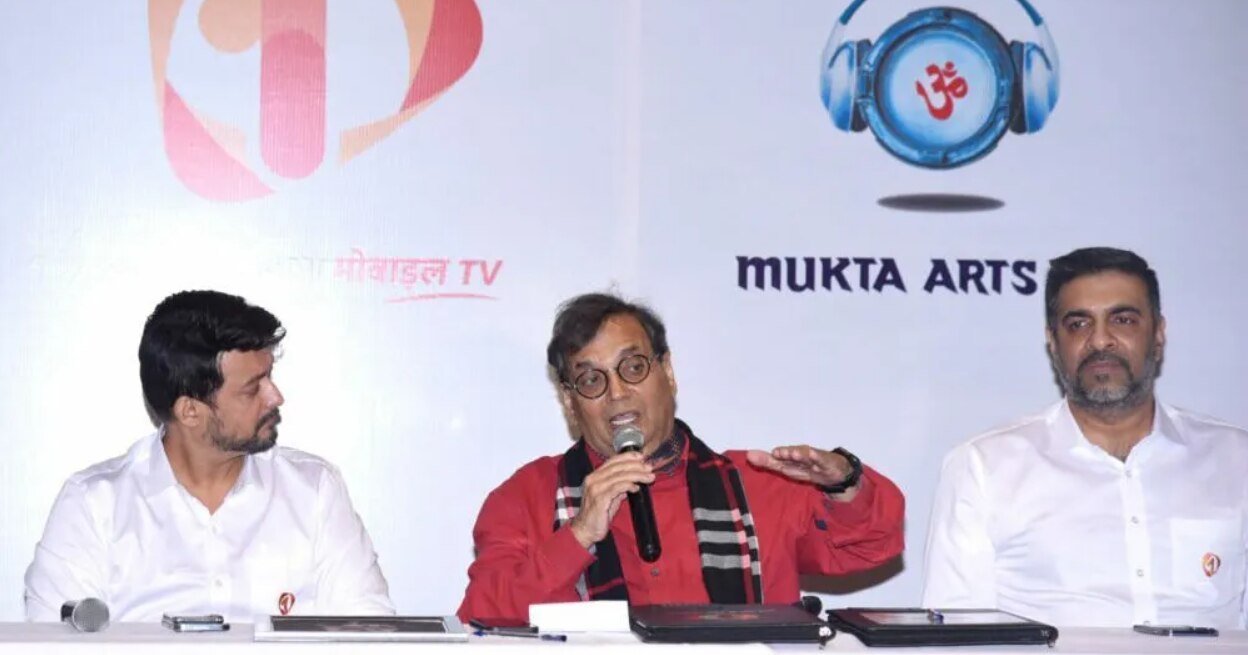 1 OTT से जुड़े इवेंट के दौरान एक्टर स्वप्निल जोशी और फिल्ममेकर सुभाष घई. 1 OTT से जुड़े इवेंट के दौरान एक्टर स्वप्निल जोशी और फिल्ममेकर सुभाष घई.