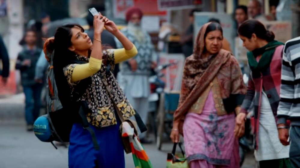 'जुगनी' की विभावरी (सुगंधा गर्ग) Source- Youtube Screengrab