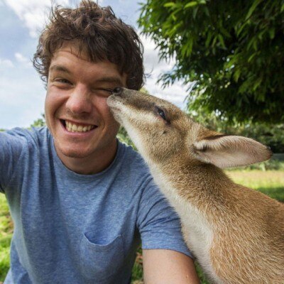allan dixon animal selfie 8