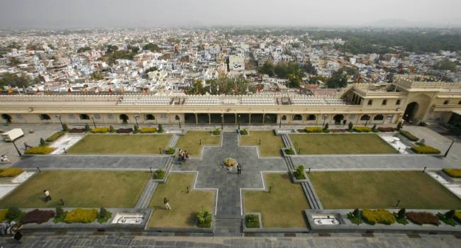 Top 10 honeymoon destinations in India to choose from Top 10 honeymoon destinations in India to choose from