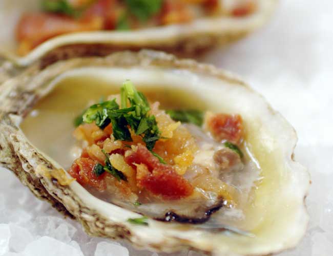 9 foods that can make you sick immediately