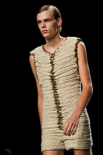 A model displays a unique design woven in jute/cotton threads by Luis Manteigas during the Ego for young designers at the Pasarela Cibeles fashion show, in Madrid. A model displays a unique design woven in jute/cotton threads by Luis Manteigas during the Ego for young designers at the Pasarela Cibeles fashion show, in Madrid.