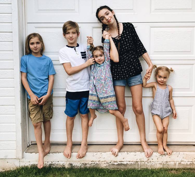 Mila Stauffer is one of the most popular celebrities on Social Media