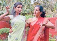 Yamini Reddy, Dancer, niece (left)