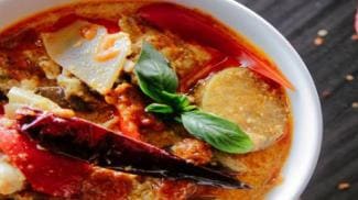 तीखा पसंद करने वालों के लिए ये हैं टॉप 10 स्पाइसी डिशेस